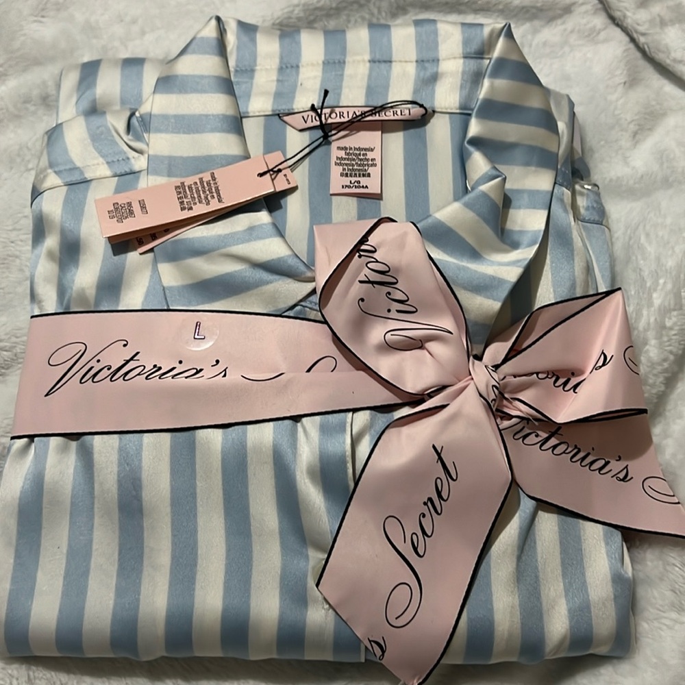 Victoria’s Secret - the Satin PJ set